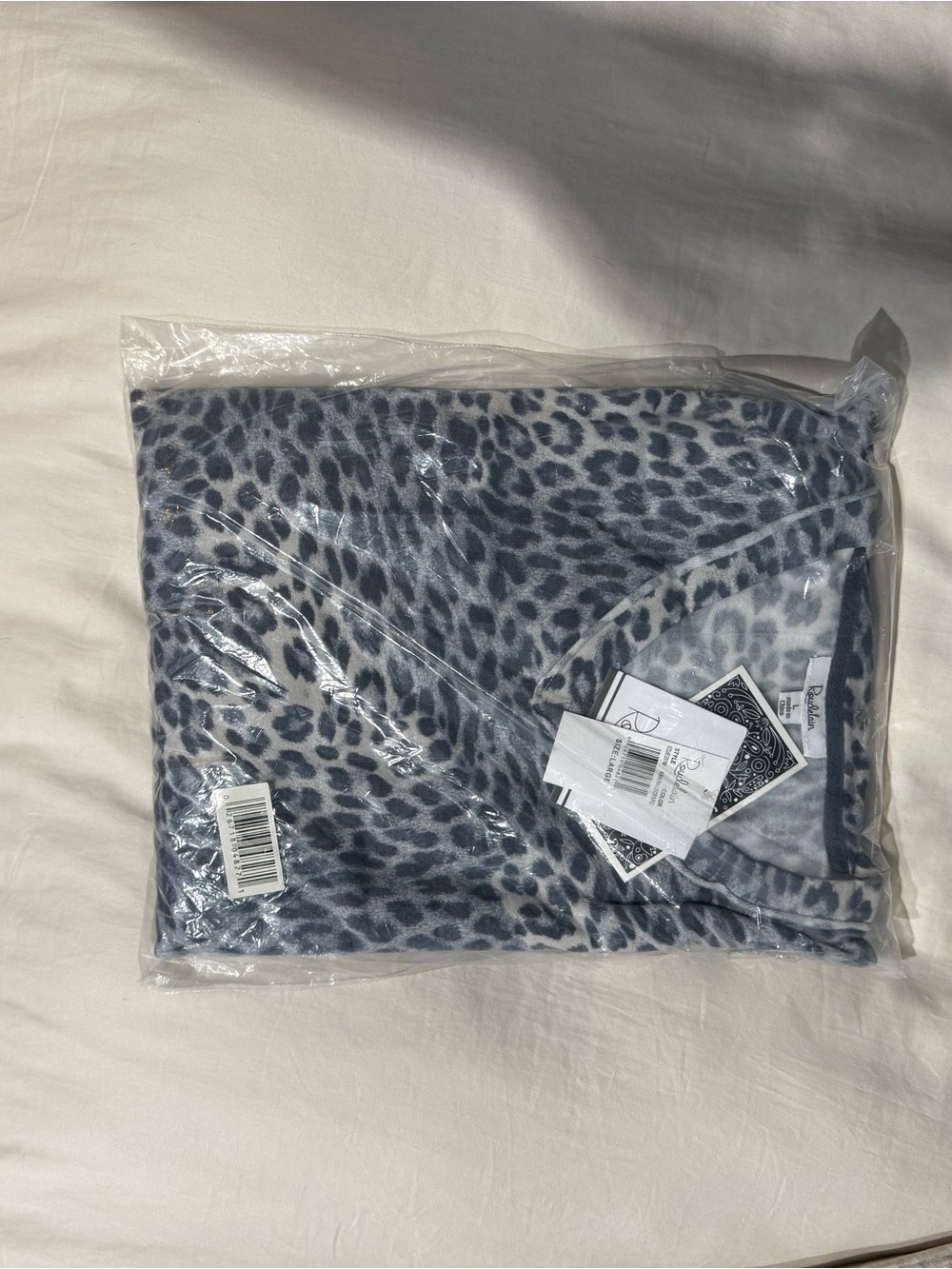 New woman sleepware